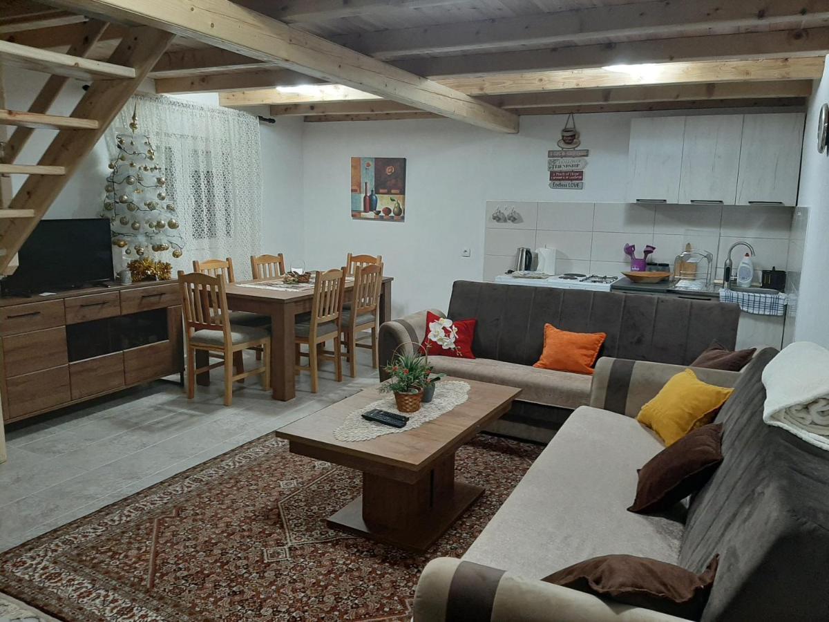 Laf Guest House Kolašin Exteriör bild